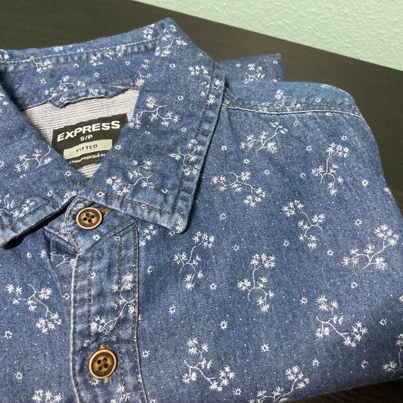 LAST CHANCE - Donating 5/25 Express Long Sleeve Floral Chambray - Picture 3 of 3